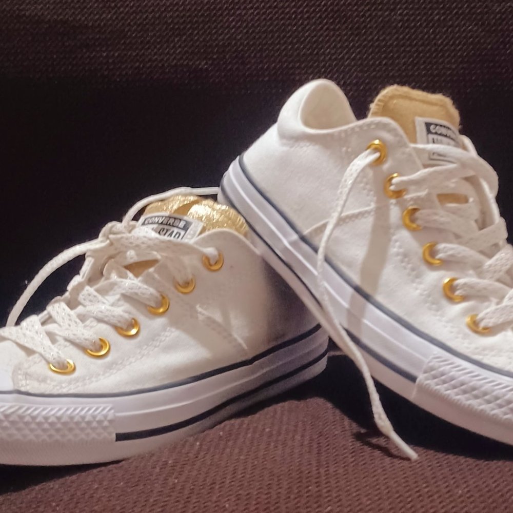 Converse all stars